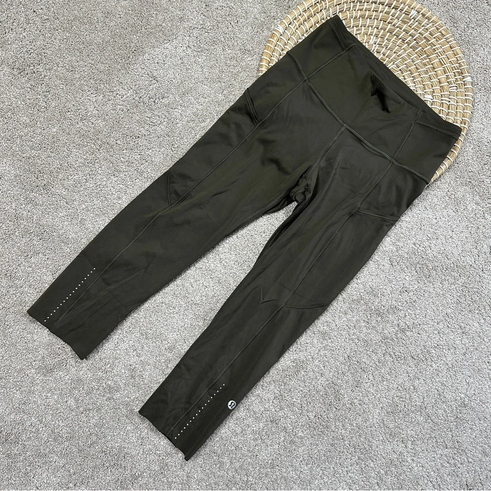 Lululemon Women’s Fast & Free Crop II Nulux 19